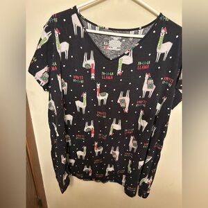 Secret Treasures holiday shorter night tee, gently worn, sz 2x-3x (20W to 24W)